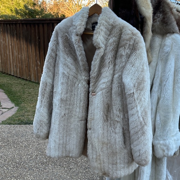 Jacques Saint Laurent Jackets & Blazers - Jacques Saint Laurent